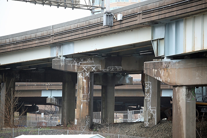 HARTFORD, CT—More than 300 bridges in Connecticut are in need of repair,